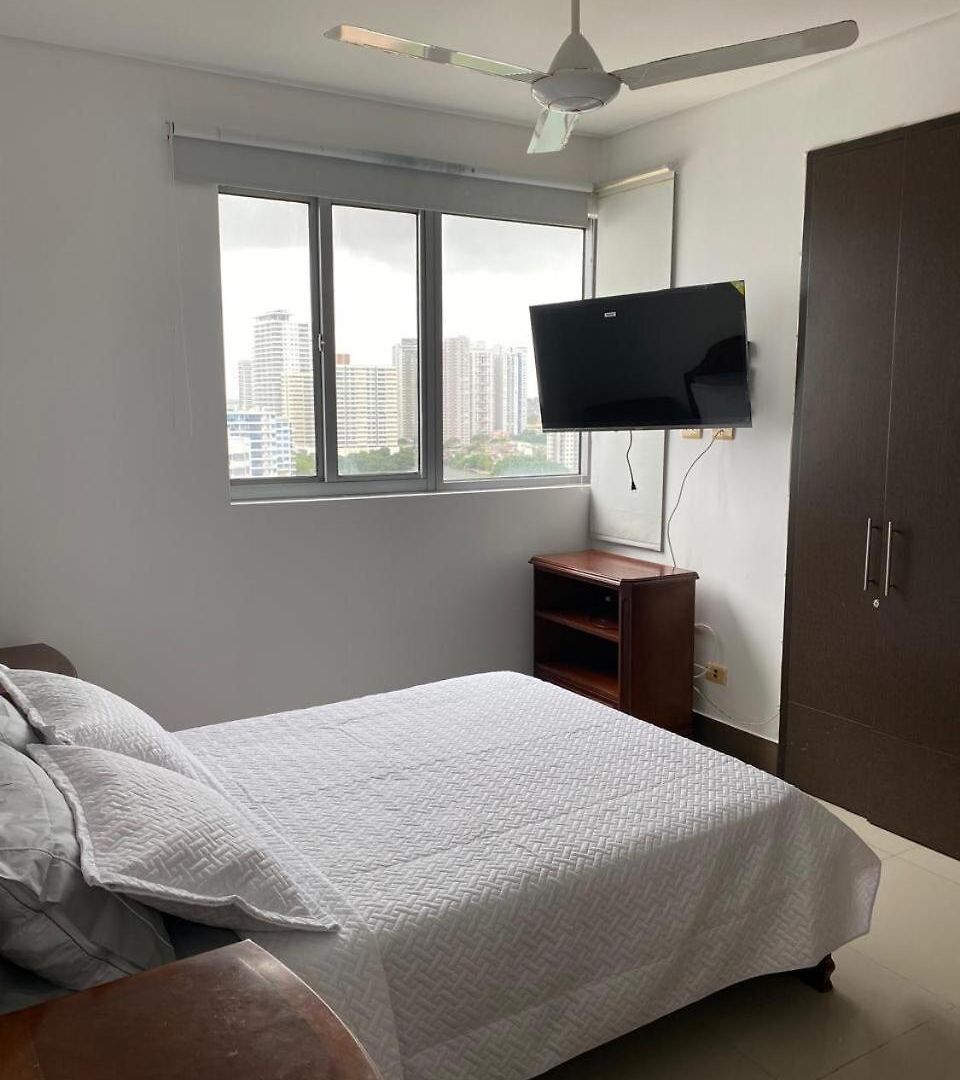 Oceanfront Luxury - A Pasos Del Centro Histórico Apartamento *