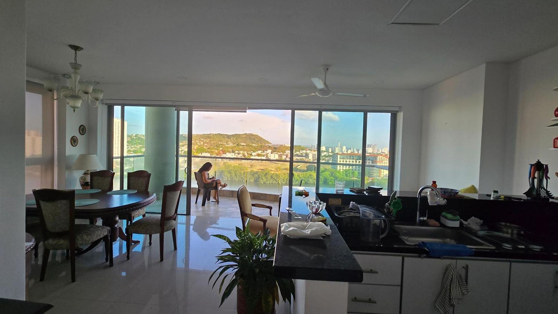 Oceanfront Luxury - A Pasos Del Centro Histórico Apartamento *