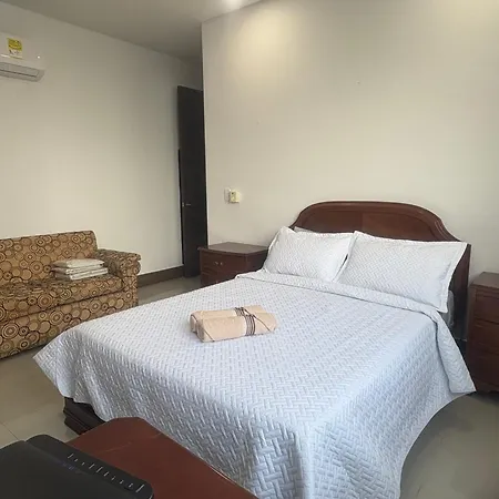 Oceanfront Luxury - A Pasos Del Centro Historico Apartment Cartagena