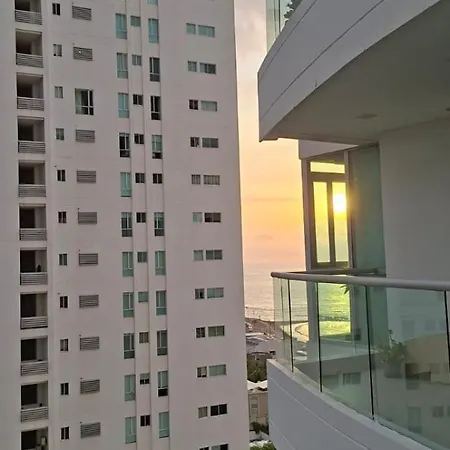Oceanfront Luxury - A Pasos Del Centro Historico Apartment Cartagena
