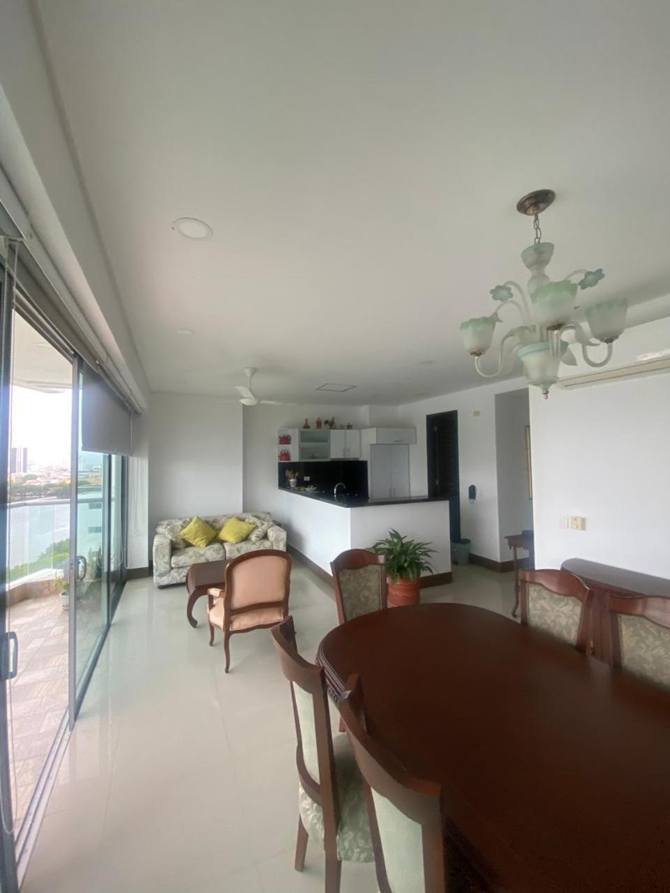 Apartamento Espacioso Apto En El Cabrero - 2br, Y Gran Balcón Cartagena