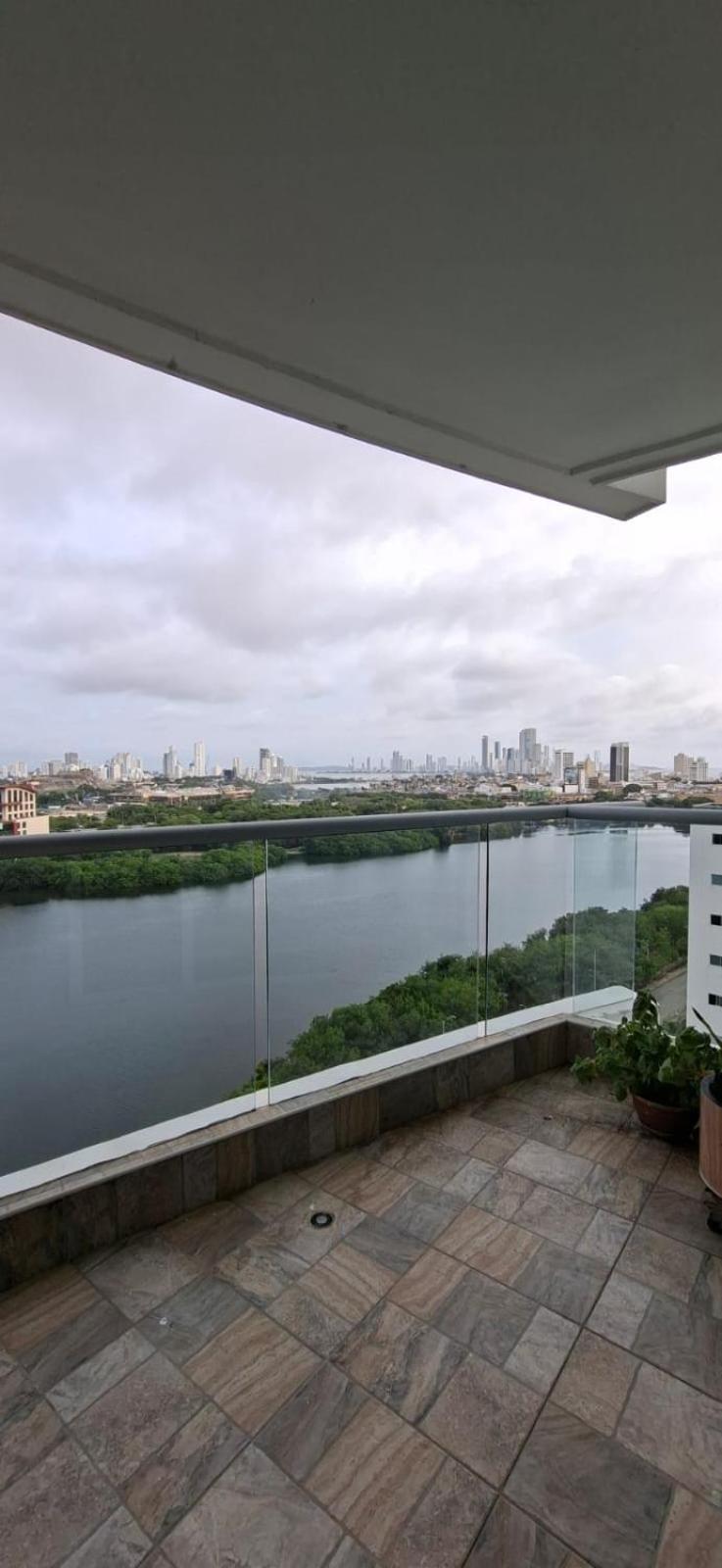 Espacioso Apto En El Cabrero - 2br, Y Gran Balcón Apartamento Cartagena