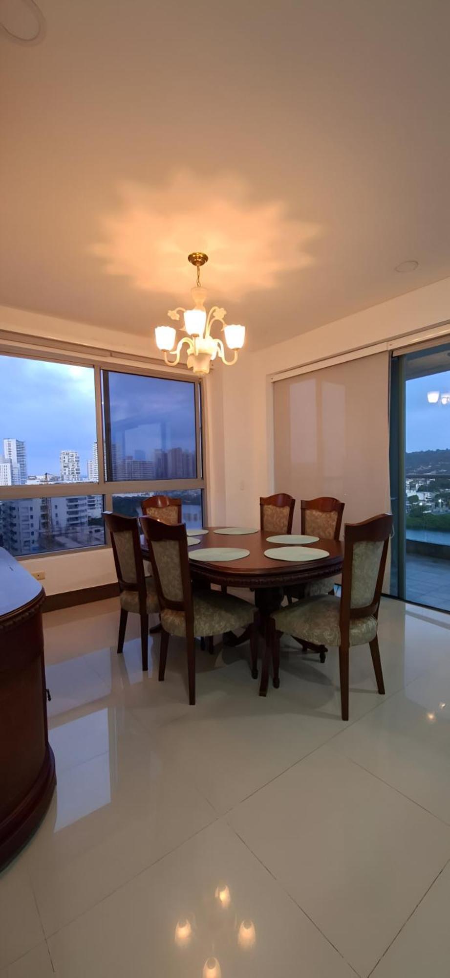 Espacioso Apto En El Cabrero - 2br, Y Gran Balcón * Cartagena